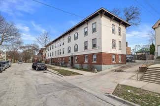 3303 W Juneau Ave, Milwaukee, WI 53208