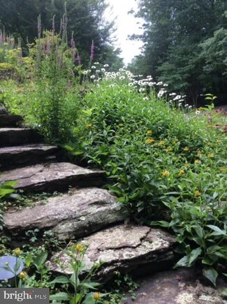 11103 Burywood Ln, Reston, VA 20194