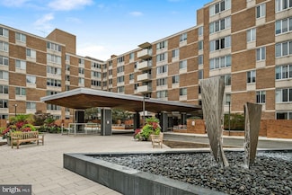 2939 Van Ness St NW Unit 640, Washington, DC 20008