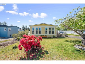 2935 Leaf Terrace, Coos Bay, OR 97420