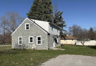 705 W Ionia Ave, Bay City, MI 48706