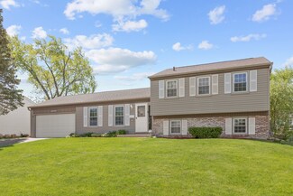 1403 Chalfont Dr, Schaumburg, IL 60194