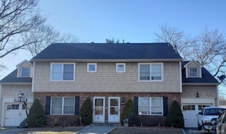 34 Katie Ln, Waterbury, CT 06708
