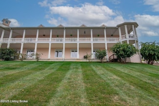 158 Lookout Dr, Brandenburg, KY 40108