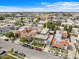 17661 Van Buren Ln Unit D, Huntington Beach, CA 92647