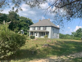 1623 Lick Ridge Rd NE, Check, VA 24072