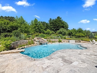 10 Beech St, Millis, MA 02054