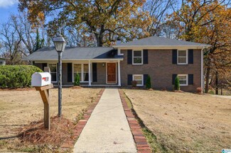 2809 2nd Place NW, Center Point, AL 35215