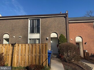 1906 Greenhaven Dr, Baltimore, MD 21209