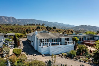 2430 Whitney Ave, Santa Barbara, CA 93067