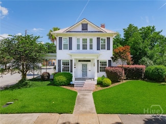 202 E 49th St, Savannah, GA 31405