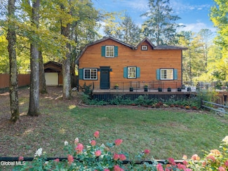 5623 Lake Rd, Galway, NY 12074