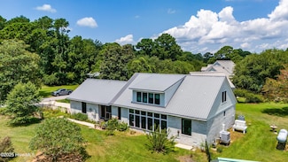 400 Ragan Rd, Oriental, NC 28571