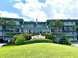 9440 SW 8th St, Boca Raton, FL 33428