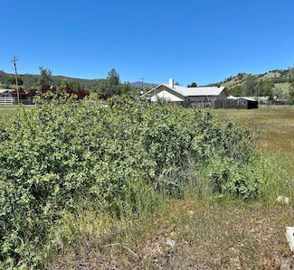 17832 Iris Way, Spring Valley, CA 95423