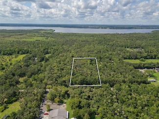 891 Michigan St, Sanford, FL 32773