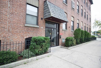 200 Central Ave Unit B5, Jersey City, NJ 07307