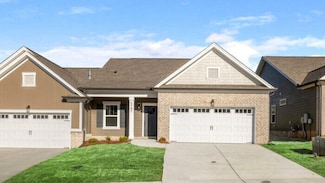 1707 Whisper Winds Ln, Ooltewah, TN 37363
