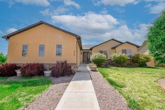 5707 Mark Twain Ln, Pueblo, CO 81008