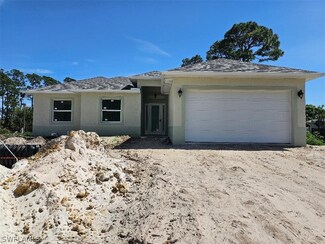 118 Jefferson Ave, Lehigh Acres, FL 33936