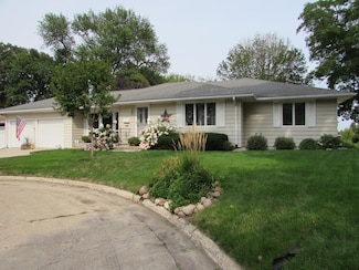 1317 Beach Place, Fairmont, MN 56031