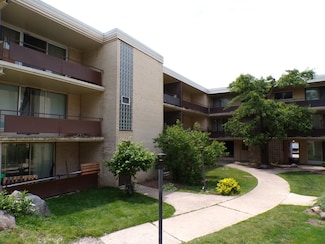 12548 Fairview Ave Unit 2B, Blue Island, IL 60406