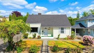 11418 Crestwood Dr S, Seattle, WA 98178