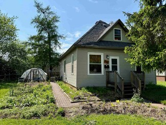 2605 Hughitt Ave, Superior, WI 54880