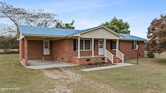 403 Warren Rd, Faison, NC 28341