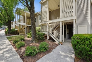 20 Augusta Dr Unit 4, Annandale, NJ 08801