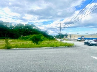 352-A Middlesex Rd, Tyngsborough, MA 01879