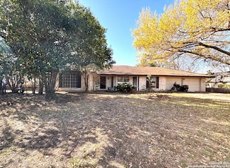 522 Golfcrest Dr, San Antonio, TX 78239