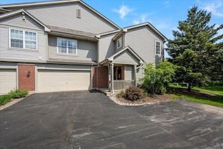 2218 Rockefeller Dr Unit 2218, Geneva, IL 60134