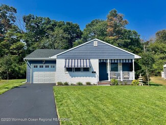 60 Coral Bell Hollow, Toms River, NJ 08755
