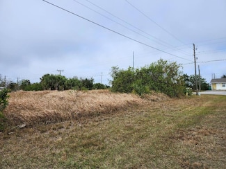 27147 Sunnybrook Rd, Harbour Heights, FL 33983