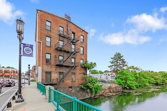 28 Main St Unit 4, Medford, MA 02155