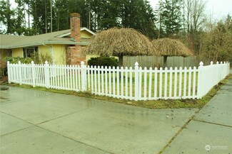 710 Century Ct NE, Lacey, WA 98516