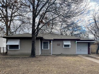 230 Terrace Dr, Dallas, TX 75224