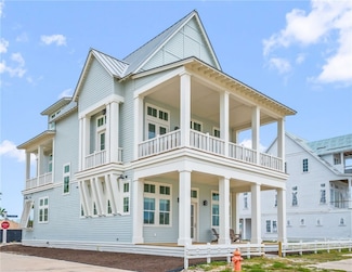 200 Ice Water Ln, Port Aransas, TX 78373