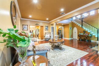 14011 Anderson St, Paramount, CA 90723