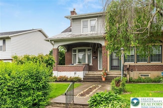 2110 Huckleberry Rd, Allentown, PA 18104