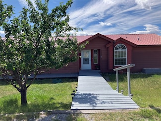 2 10th Ave NE, Choteau, MT 59422