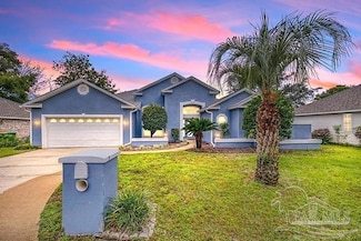 4314 Hidden Lakes Dr E, Niceville, FL 32578