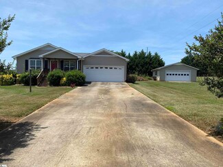 308 Corey Dr, Inman, SC 29349