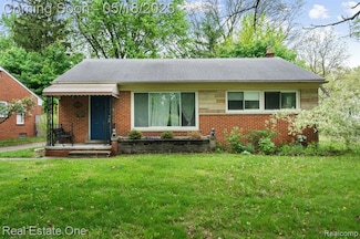 24200 Kipling St, Oak Park, MI 48237