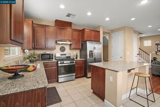 777 Del Mar Cir, Vacaville, CA 95688