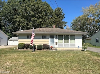 1804 Stepney St, Niles, OH 44446