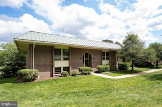 3360 Gleneagles Dr Unit 71-2B, Silver Spring, MD 20906