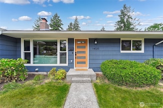 14025 23rd Ave NE, Seattle, WA 98125