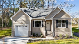 220 E College St, Franklinton, NC 27525